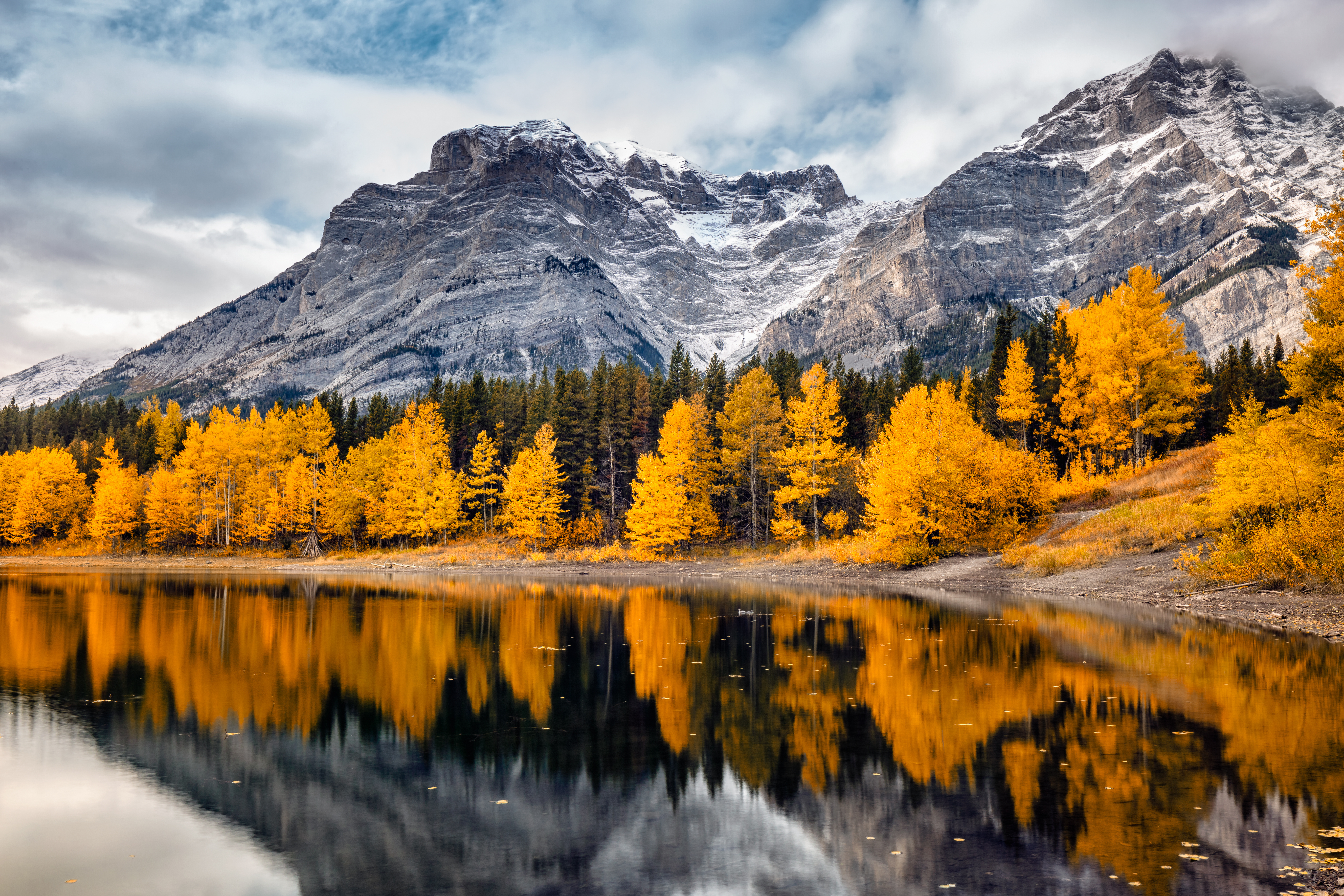 Why You Should Visit Banff in the Fall